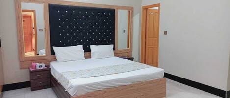 Minibar, bed sheets