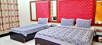 Family Rose Guest House Millennium.