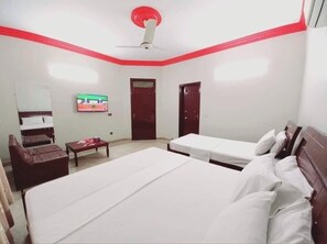 1 bedroom, minibar, bed sheets