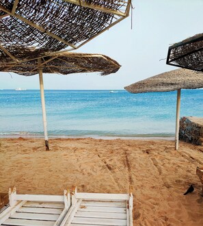 Tumbonas y toallas de playa
