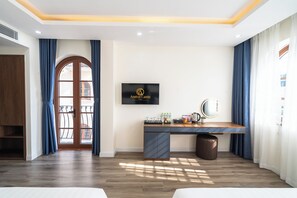 Family Quadruple Room - Anston Castle Hotel (Phu Quoc)