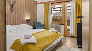 2 slaapkamers, een strijkplank/strijkijzer, gratis wifi, beddengoed