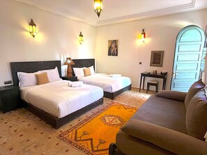 9 bedrooms, iron/ironing board, free WiFi, bed sheets - Palais Ona (Marrakesh)