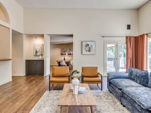 TV, fireplace, foosball, stereo