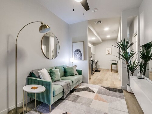 ADA Luxury 1Bed New Apartment