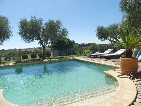 Outdoor pool - Villa 140 m2, not overlooked, countryside views. (Servian)