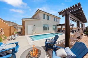 A heated pool - Escape to your own private oasis in sunny Washington, Utah! (Washington)