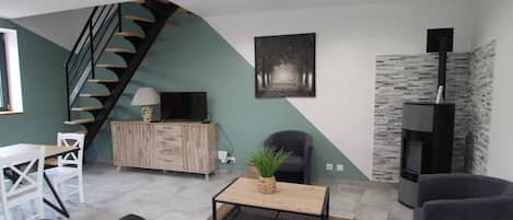 TV