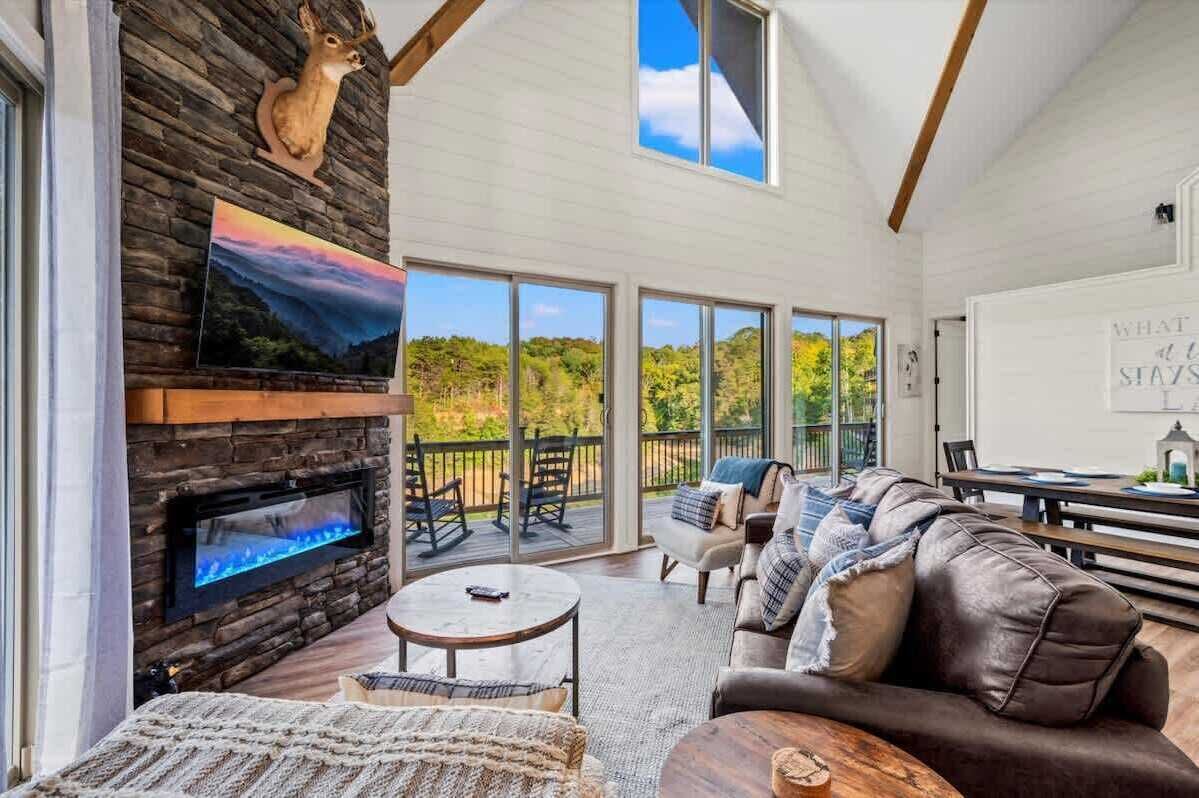 TV, fireplace, video games, offices