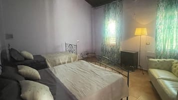 1 bedroom, iron/ironing board, travel crib, WiFi