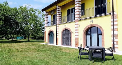 La Crosona 4 Charming apartment in the countryside