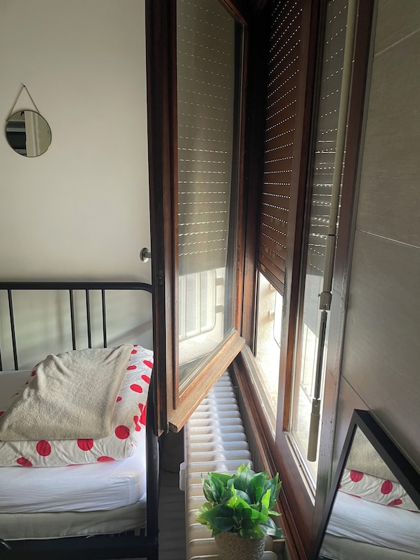 1 bedroom, iron/ironing board, bed sheets