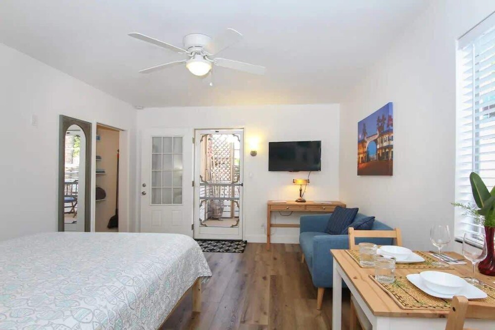 Surfer's Studio, Walk to Beach San Diego Vrbo