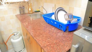 Unclassified image, 2 of 29, button - Apt - Sleeps 2 - Parking - Pets Ok (Kampala)