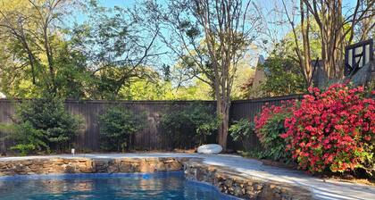 Luxurious 8- BR Mansion with Pool- Near Germantown, Fully Fenced Backyard.