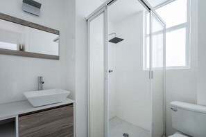 Apartment | Bathroom - Polanco Stay - 3br- Parking- Laundry- Elevator (Mexico City)