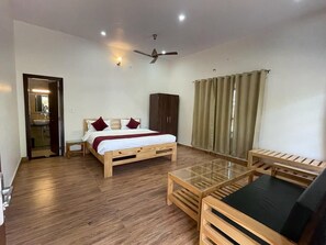 Superior Room - Karans corbett motel (Ramnagar)
