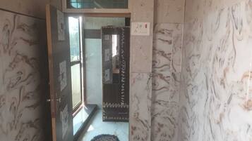 Standard Room, 1 King Bed, Balcony, City View | Desk, free WiFi