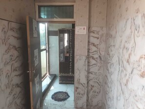 Standard Room, 1 King Bed, Balcony, City View | Desk, free WiFi - G.D Guest House By GRB (Mathura)