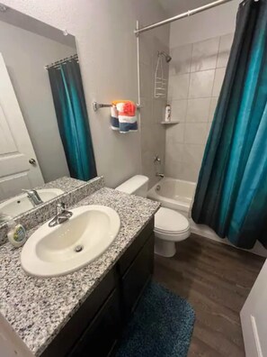 Håndklæder, Sæbe, Toiletpapir