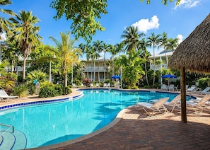 A heated pool - Mermaid's Retreat at Coral Hammock Spacious 3BR Near Key West + Pool (Key West)
