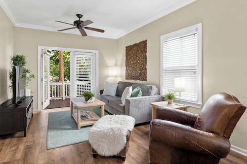 Mermaid's Retreat at Coral Hammock Spacious 3BR Near Key West + Pool
