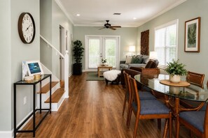 Interior - Mermaid's Retreat at Coral Hammock Spacious 3BR Near Key West + Pool (Key West)