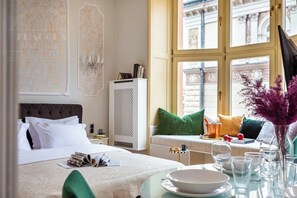 1 habitación, tabla de planchar con plancha, wifi y ropa de cama 