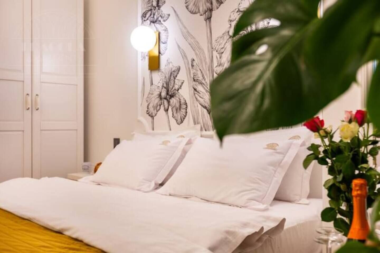 Desk, iron/ironing board, WiFi (free), bed sheets