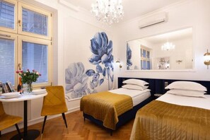 1 chambre, bureau, fer et planche à repasser, Wi-Fi gratuit