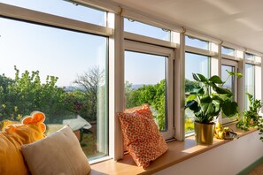 Interior - Apartment Vibrant with balcony (Kraków – Old Town)