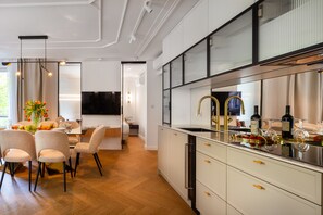 Fridge, microwave, dishwasher, toaster