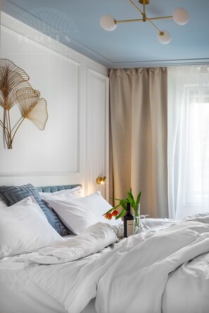 3 室のベッドルーム、デスク、アイロン / アイロン台、WiFi (無料)