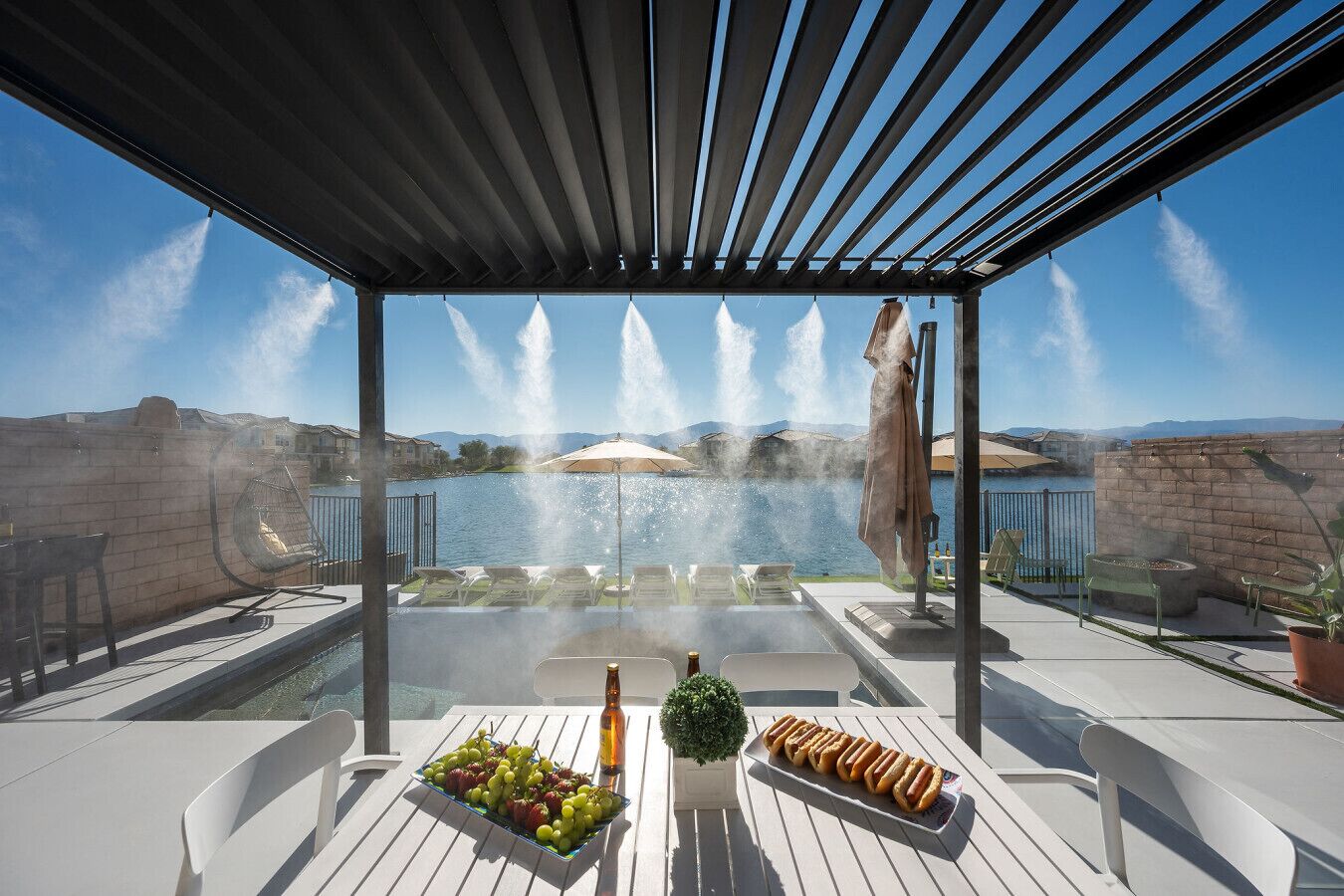 حمّام سباحة مُدفَّأ