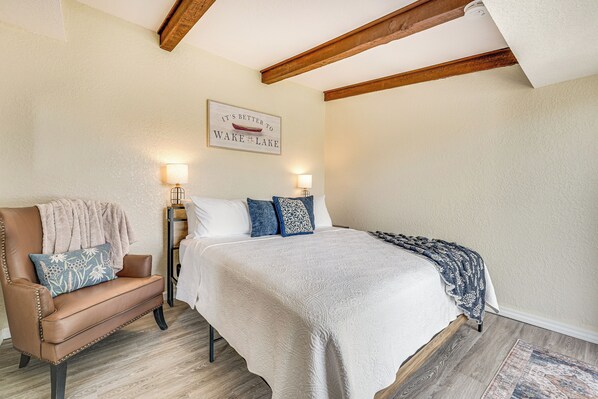 Interior - Table Rock Lake Access at Cozy Lakeside Escape (Kimberling City)