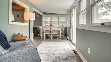 Cottage (2 Bedrooms) | Interior