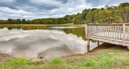 Wooded Escape w/ Pond & Grill in Pleasant City!