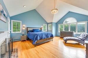 5 chambres, espace de travail pour ordinateur portable