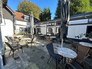 Terrace/patio - Hotel Zee Bergen (Bergen)