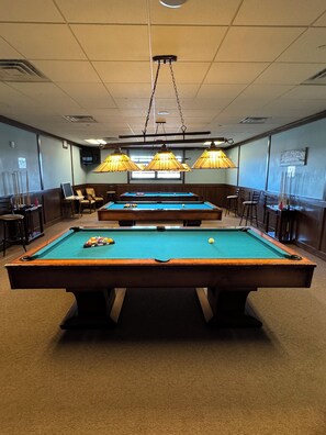 Games room - 4 Seasons Lake Community - NEW MINI SPLIT AC SYSTEM (Pocono Lake)