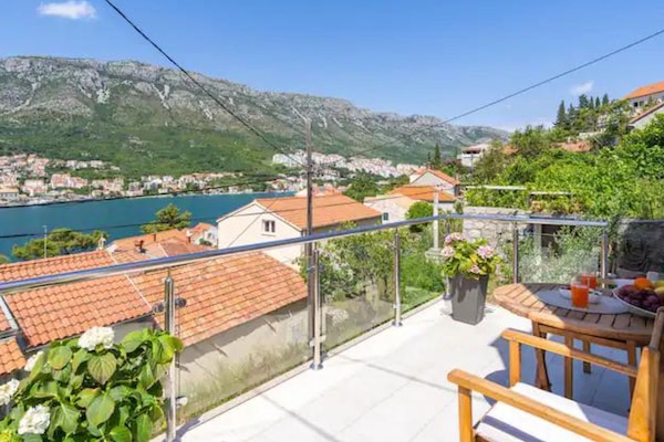 Apartamento (Two Bedroom Apartment With Sea View) | Fachada