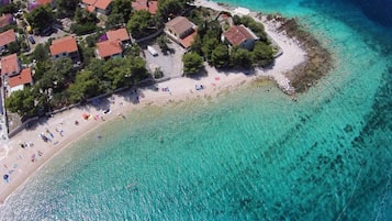 House (Six Bedroom Holiday Home) | Exterior