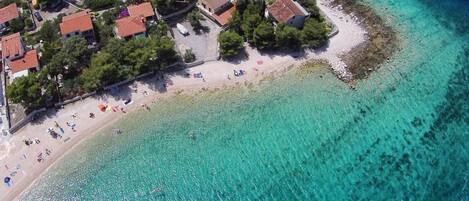 House (Six Bedroom Holiday Home) | Exterior