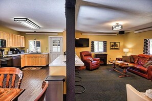 TV, fireplace, DVD player, offices