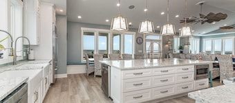 Anchor of the Soul: Oceanfront Luxury w/private pool & Amenities