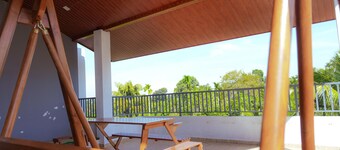 Spacious Eco House with Garden & Scenic Paddy Field View Colombo