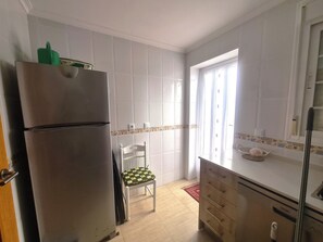 Casa | Cozinha privada | Geladeira, micro-ondas, fogão, cooktop