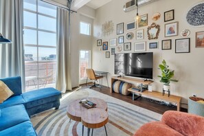 Appart'hôtel, 2 chambres | Coin séjour