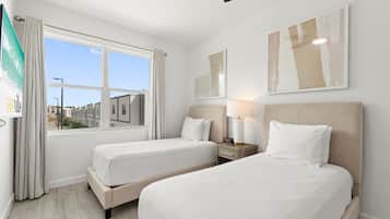 Townhome, 6 Bedrooms | 6 bedrooms, desk, laptop workspace, iron/ironing board