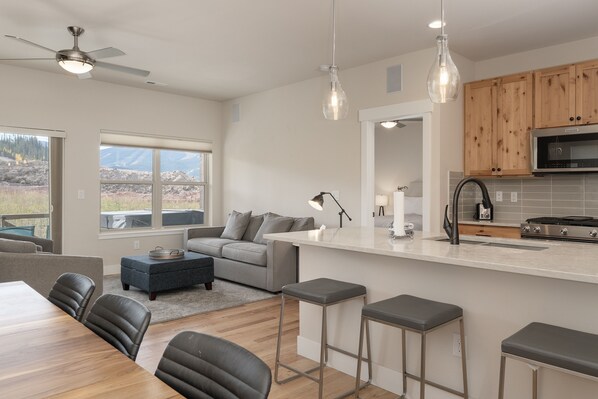 House, 3 Bedrooms | Interior - Wagon Wheel At Rendezvous 3 Bedroom Home (Fraser)